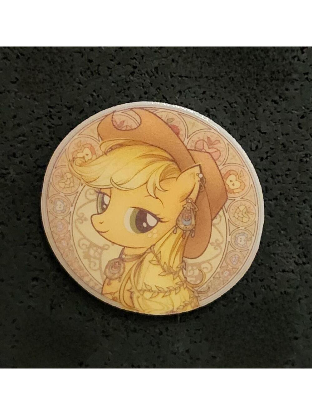 Applejack pin - My Little Pony